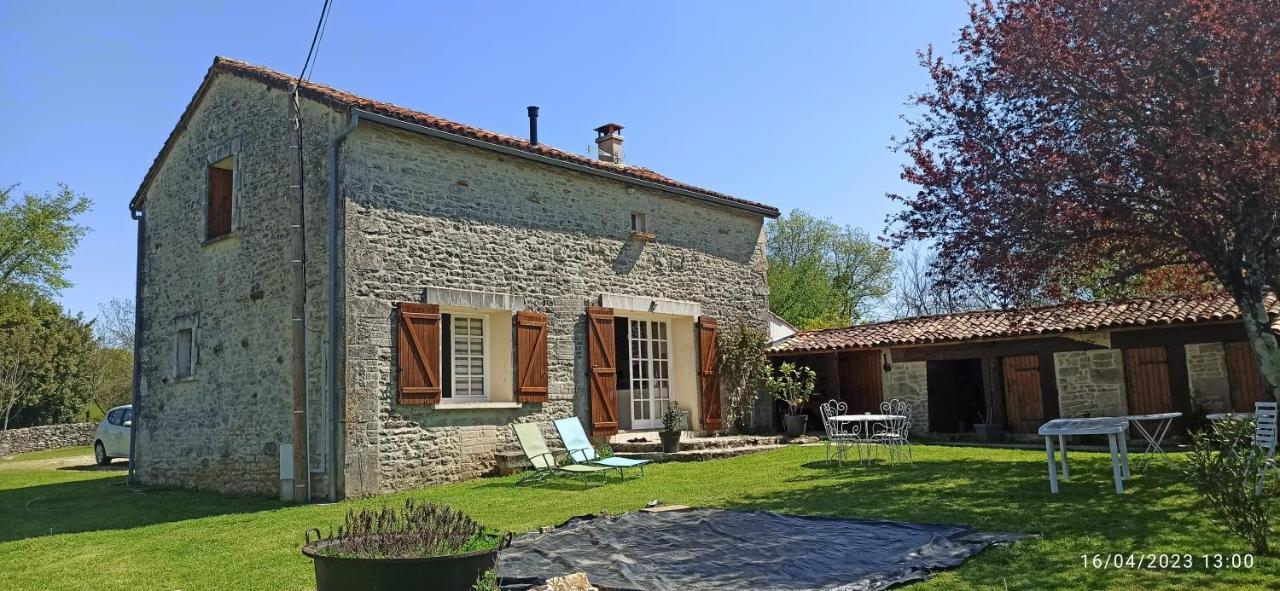 La Maison De Marie Verteuil-sur-Charente Exterior photo